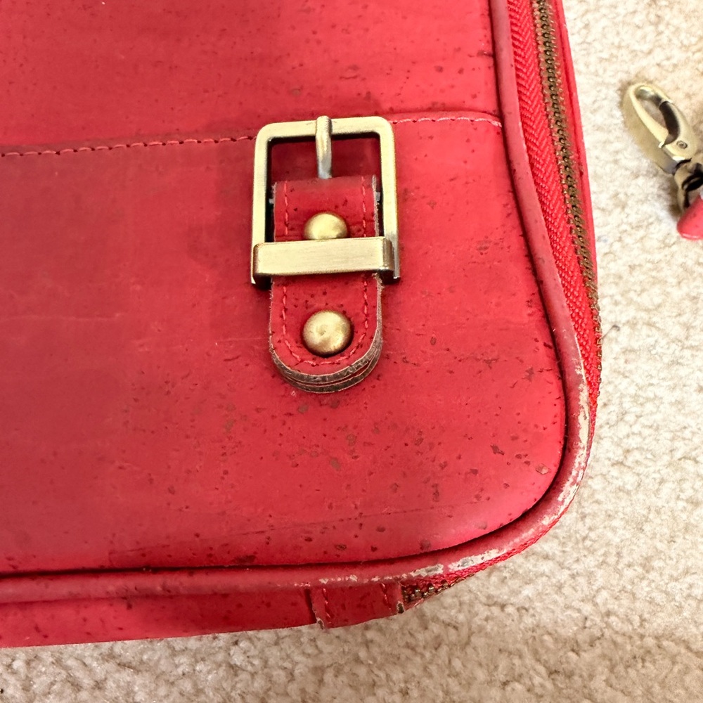 Laflore Paris Bobobark Backpack in Cherry Red - Picture 7 of 11